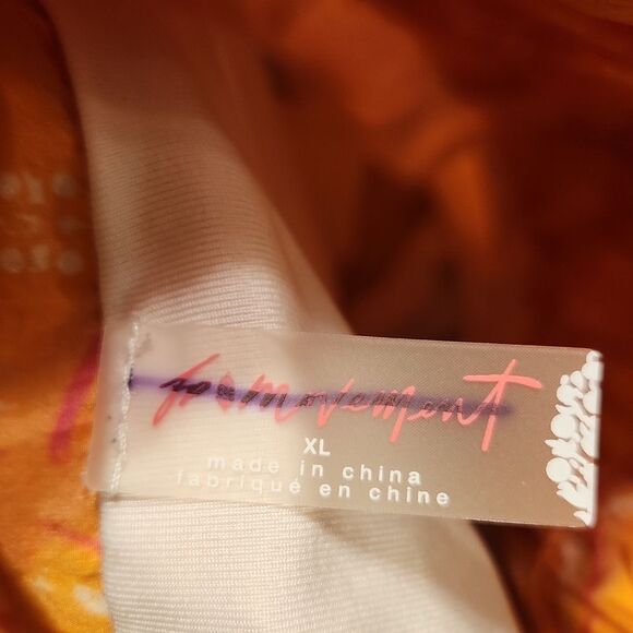 Free People Movement "The Way Home" Orange Print High-Waisted Shorts Size XL - Picture 7 of 8